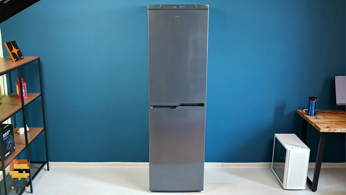 Холодильник SunWind SCC405