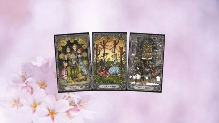 Таро Темный особняк. Фото автора.