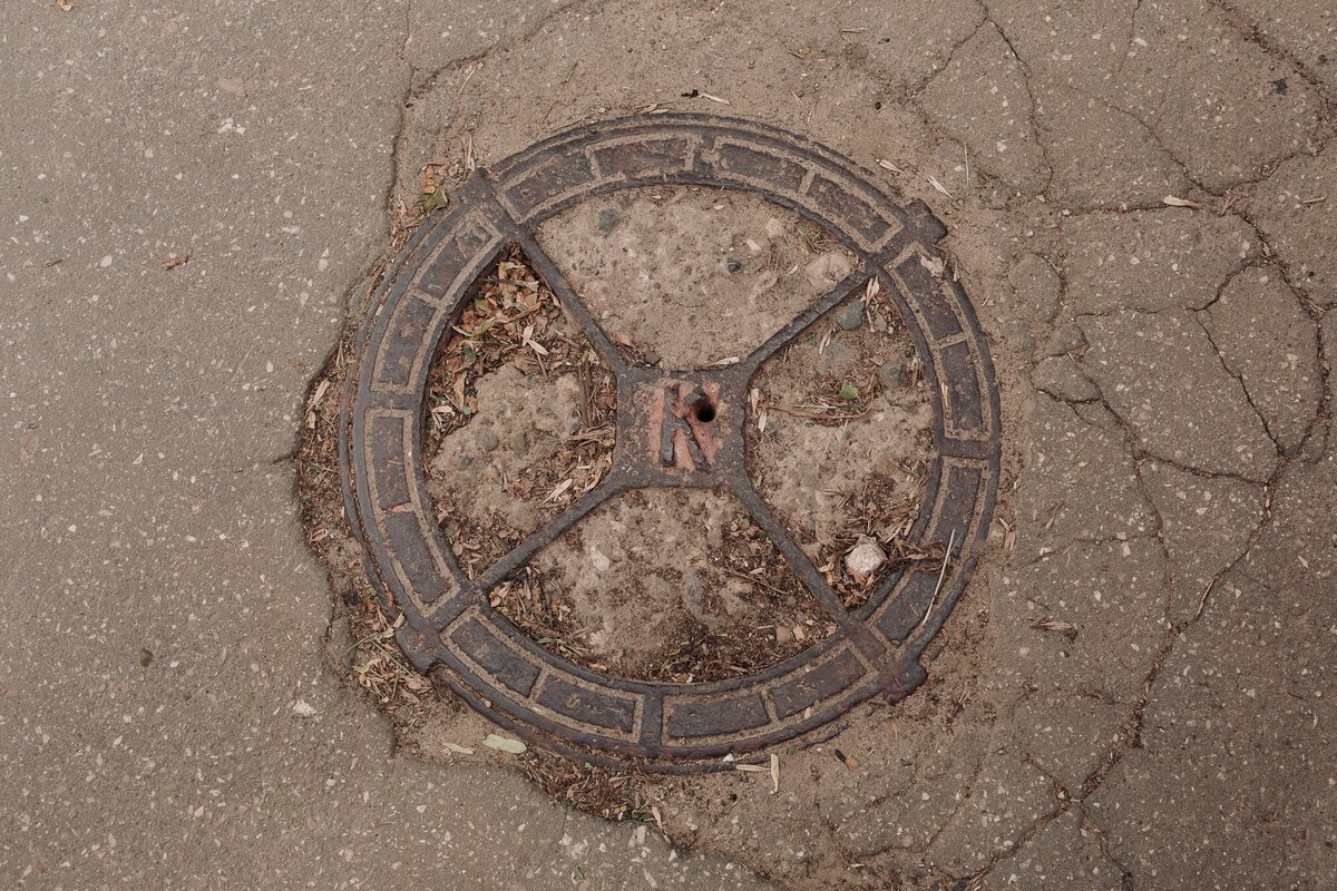 Крышка-«менажница», ранее пустоты были заполнены 