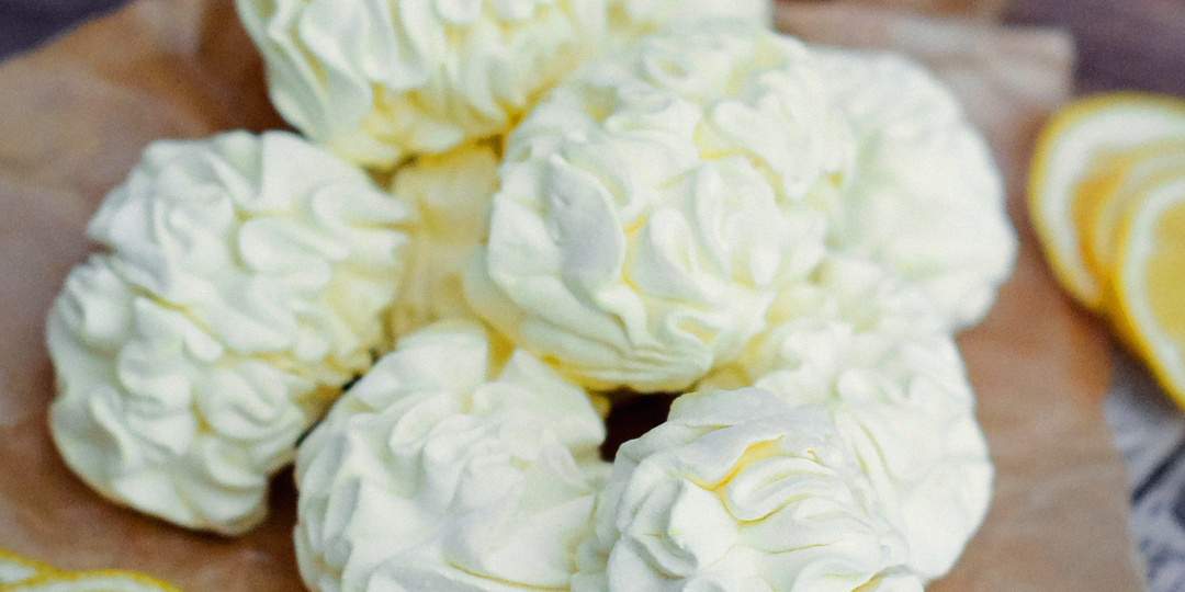 Лимонный зефир: быстрый рецепт за 20 минут