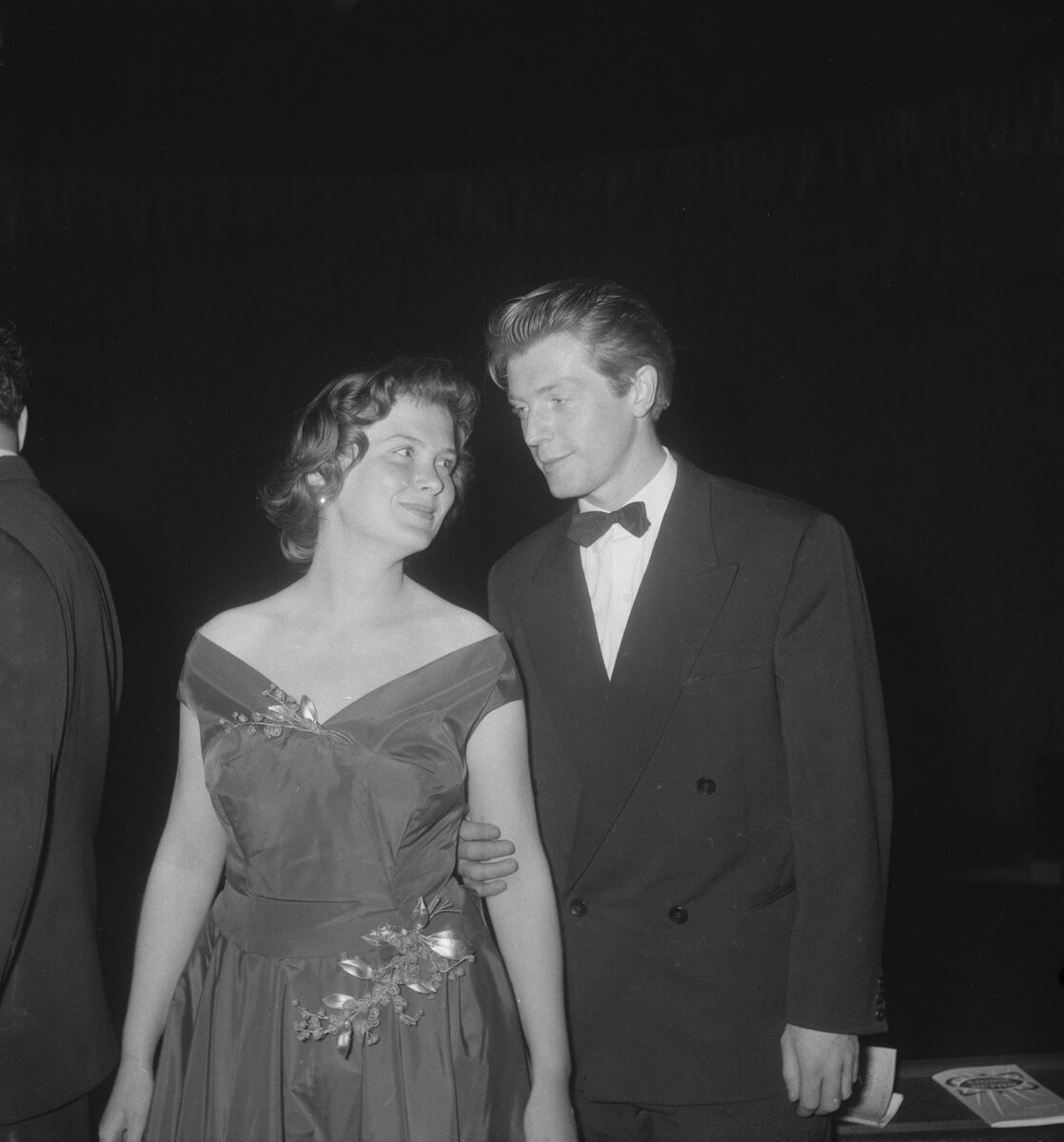    Изольда Извицская и Олег Стриженов