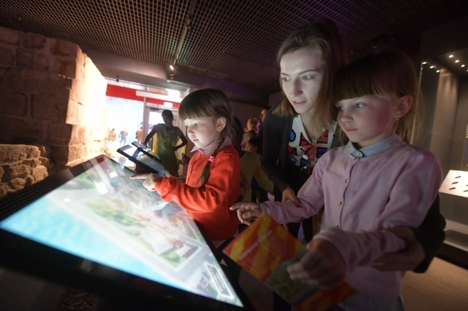    Выставки, квесты и многое другое будет интересно посетить с детьми. Владимир ВЕЛЕНГУРИН