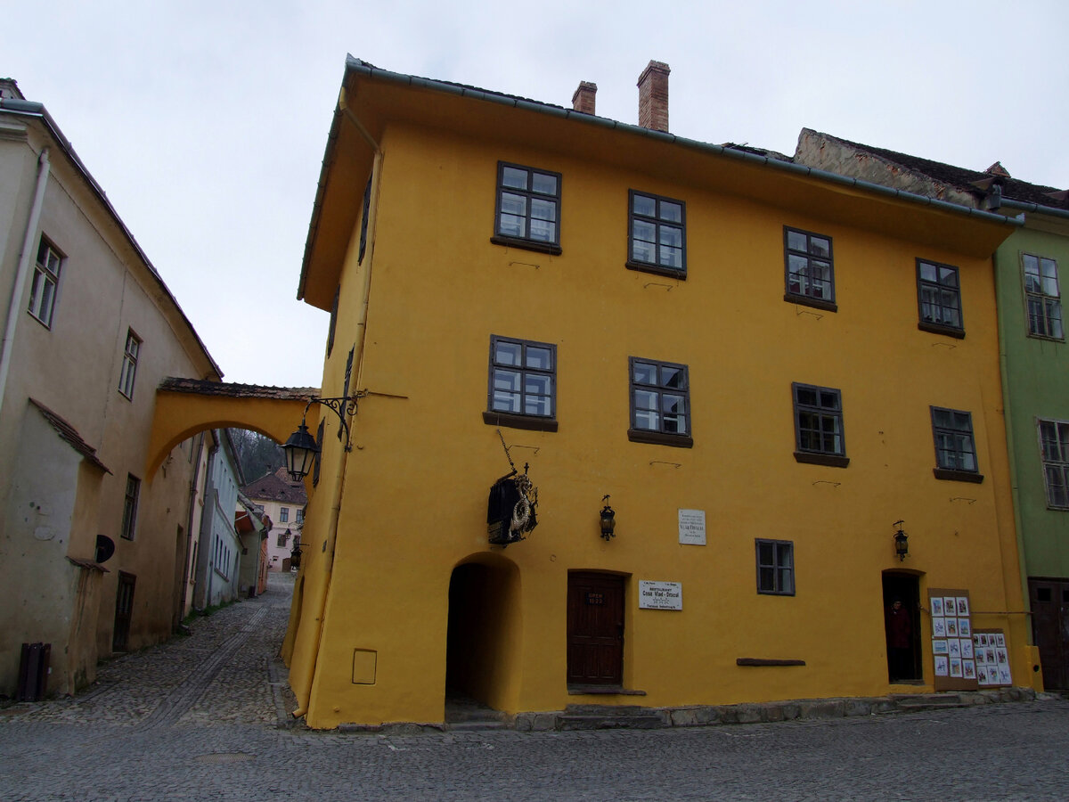 Дом Дракулы в Сигишоаре, Румыния (Фото автора статьи)