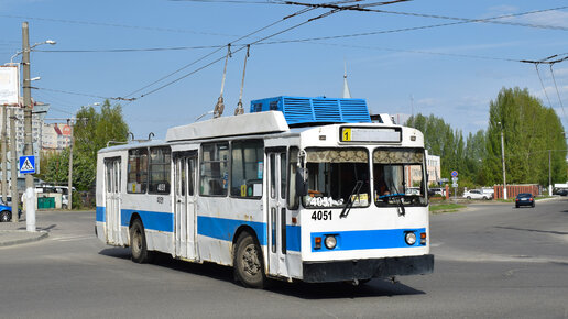 Троллейбус ЗиУ-682 КВР БТРМ-4051. Покатушки по Барнаулу.
