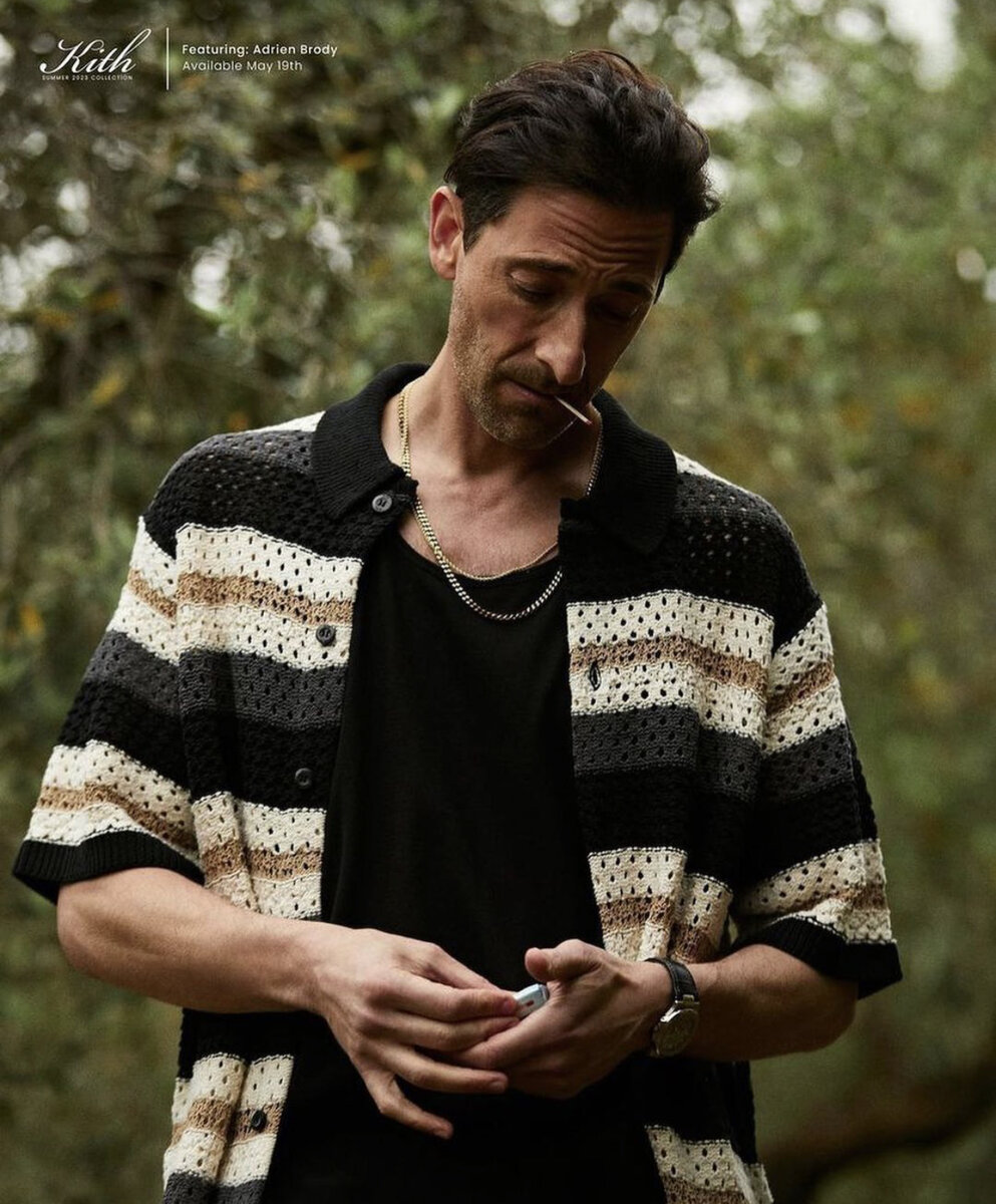 Немного гротескный вариант от Kith