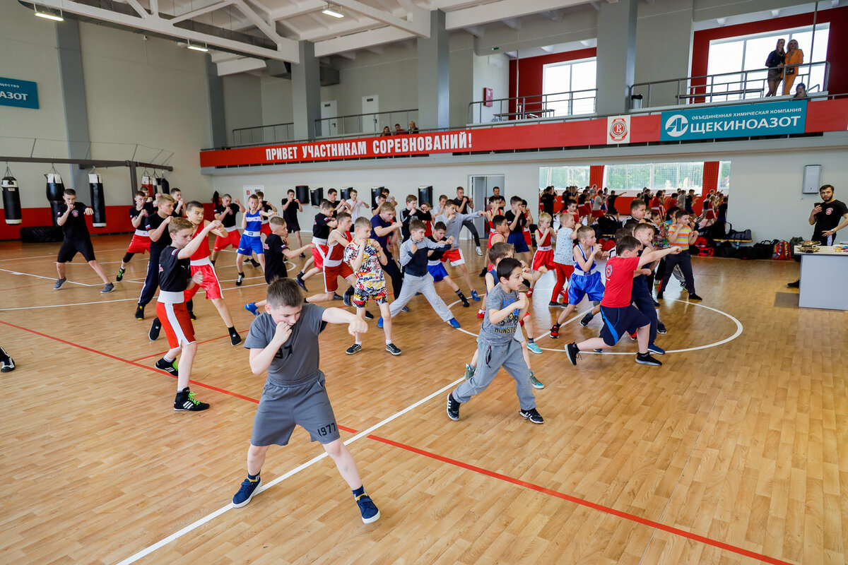 Ано спортивная школа. Ерохин Сергей Александрович бокс. Мастер класс по боксу. Сергей Казаков бокс.