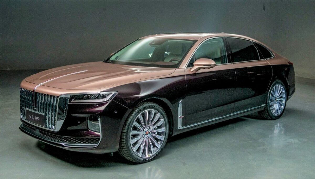     Люксовый седан Hongqi H9