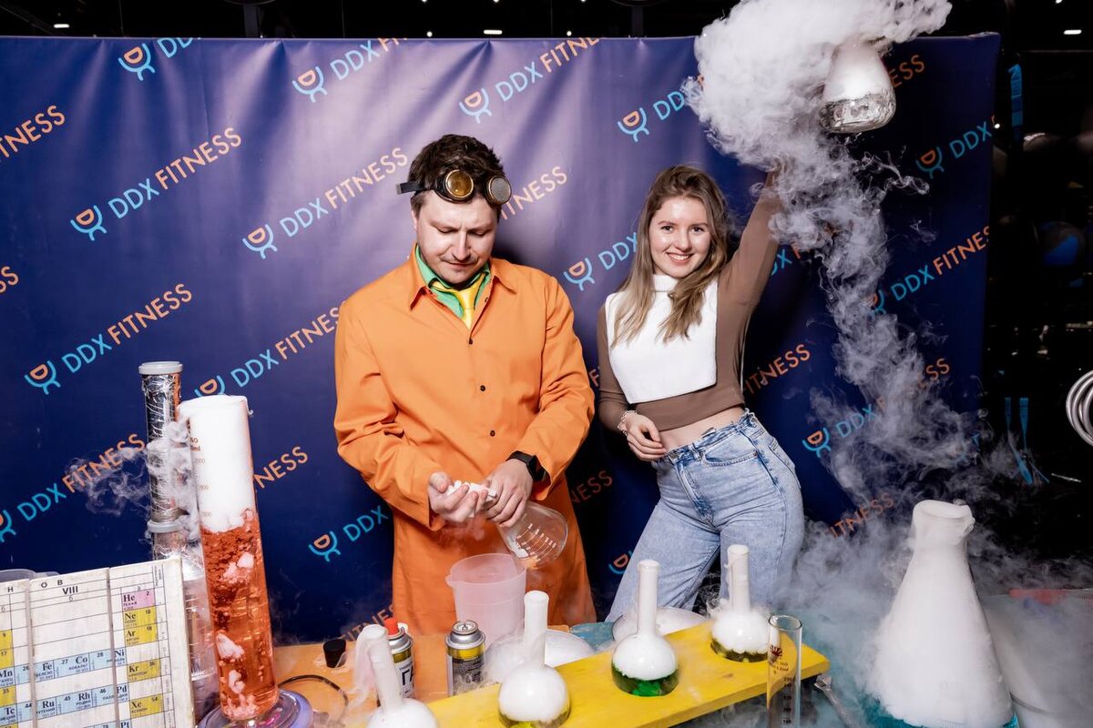 Классная музыка, отличное настроение и волшебные фотоснимки — это то, что создаёт особую атмосферу, поэтому на наших мероприятиях работают только профессионалы