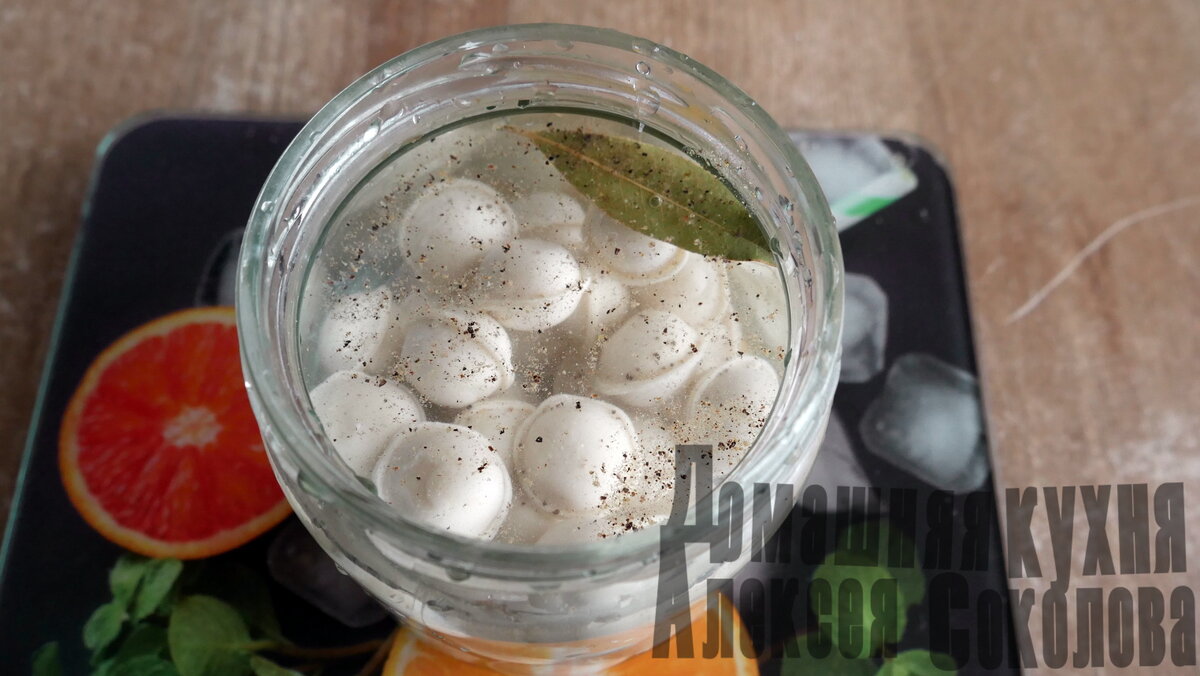 Выглядит сыроватым.