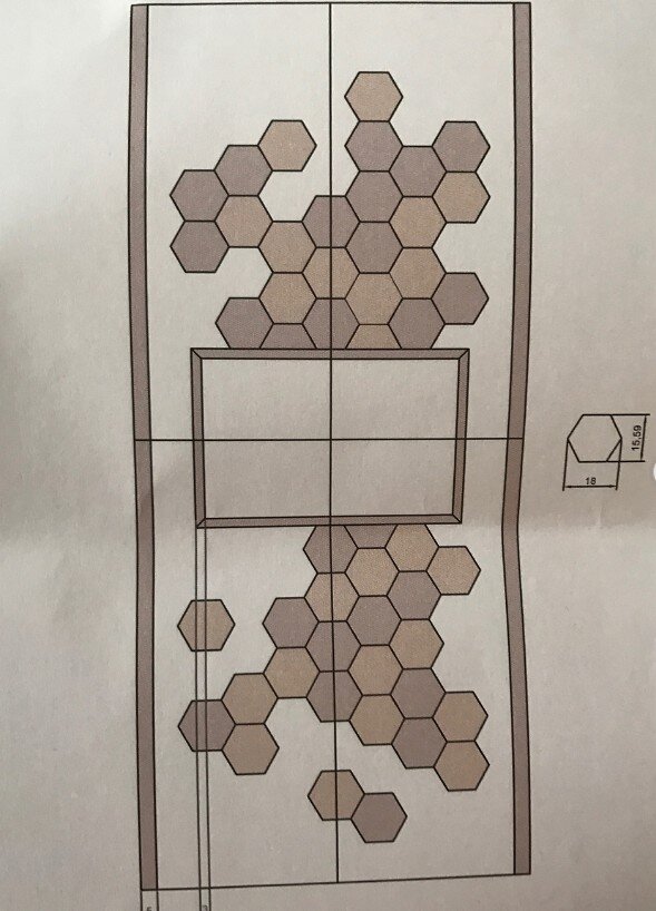 Для этих целей купили палубу из дуба 5мм, затем эти элементы были вырезаны на лазере, так проще и точнее, плюс образуется черная кромка, которая добавляет контраста.