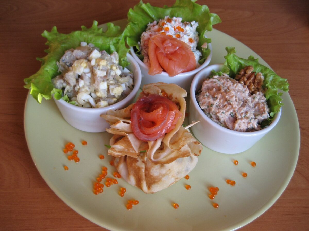 Сельдь, красная рыба и сациви