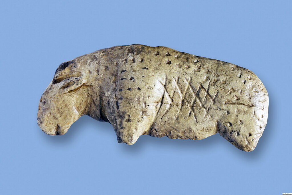 Образец палеолитического искусства 