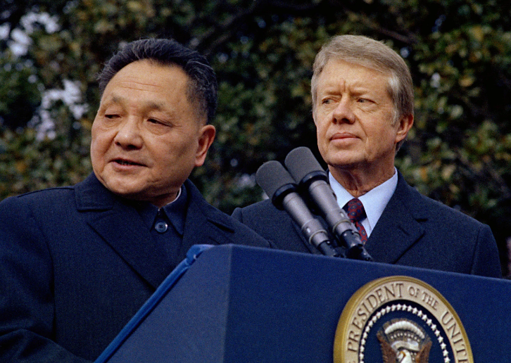 На фото: Дэн Сяопин и Джимми Картер. Визит Дэн Сяопина в США в 1979 году.
