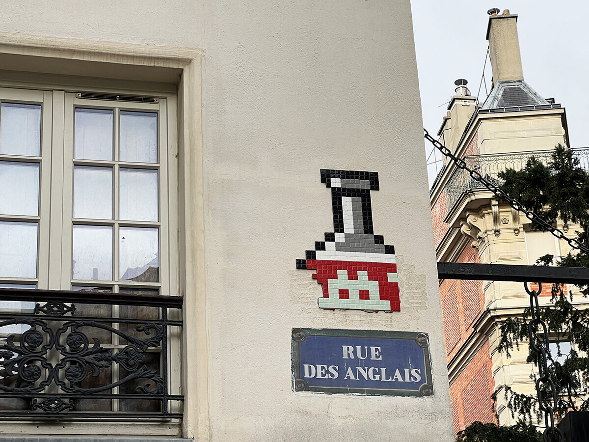Парижский пиксель-арт. Фото автора