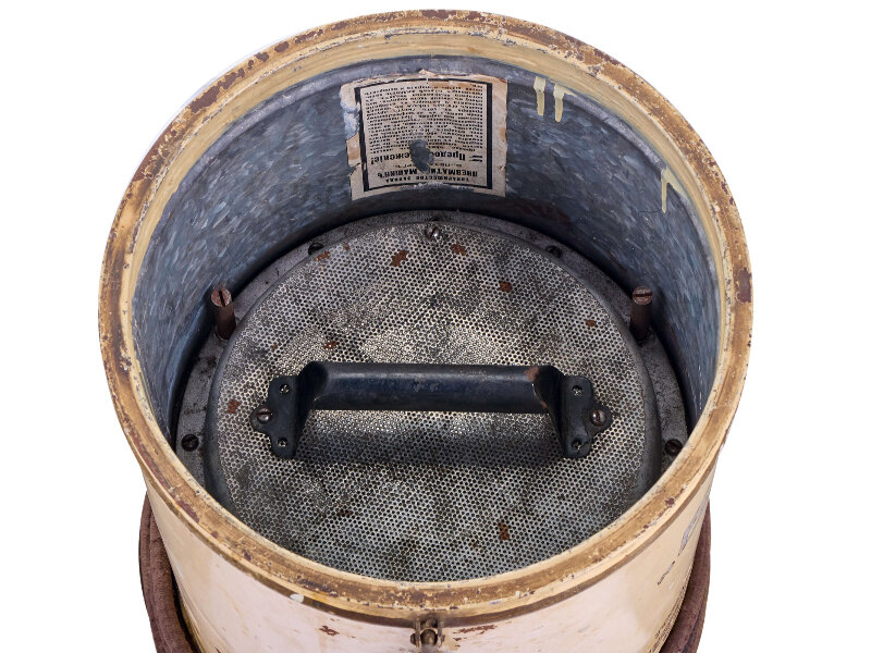 Вот так выглядел пылесборник "Блага" ==>