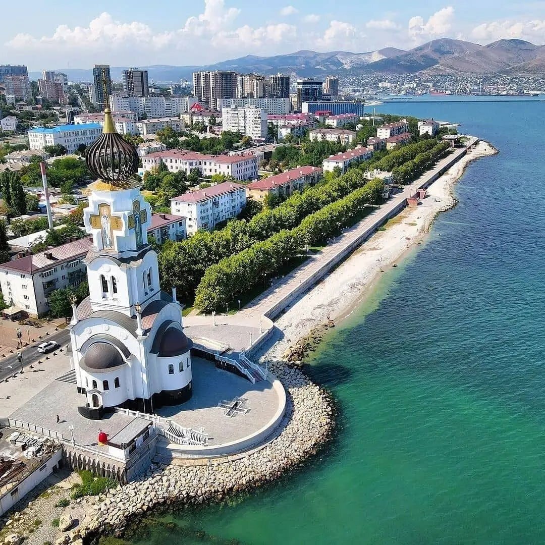 море в новороссийске сейчас