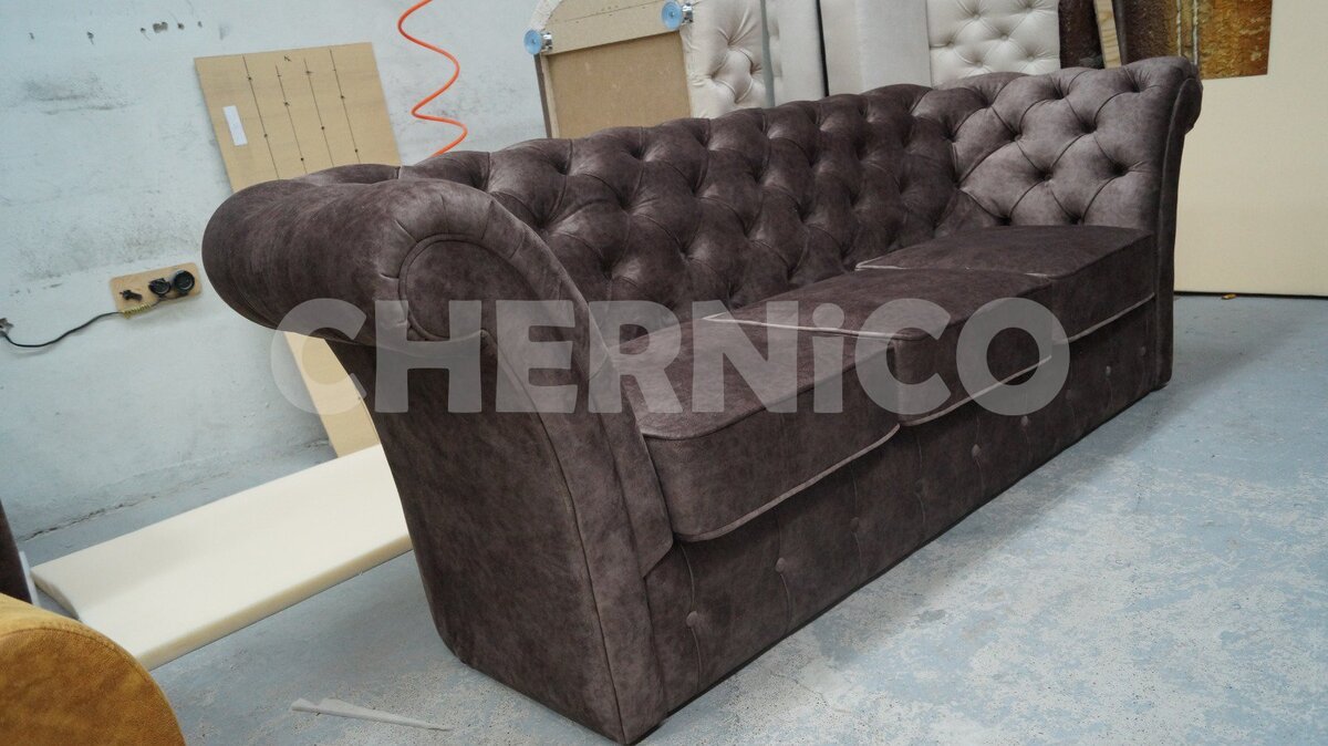 Вид сбоку, под углом