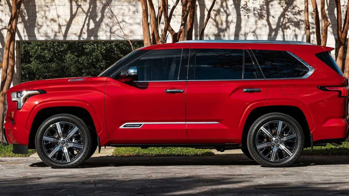    Toyota Sequoia. Фото Toyota