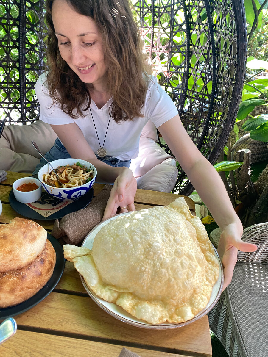 Я реально много ем)