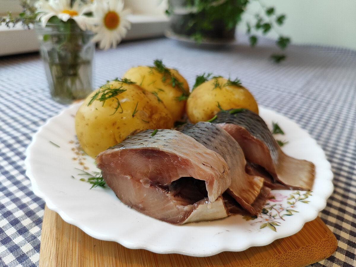 Соленая селедка с луком кусочками | Готовим вкусно дома/ Кулинария/ Рецепты  | Дзен