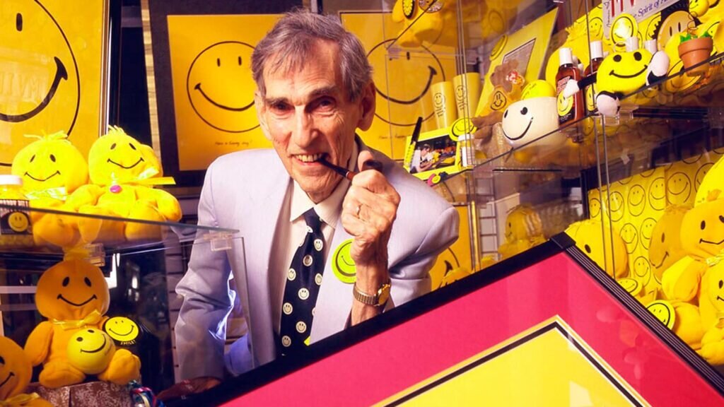 
Смайлик придумал Харви Болл