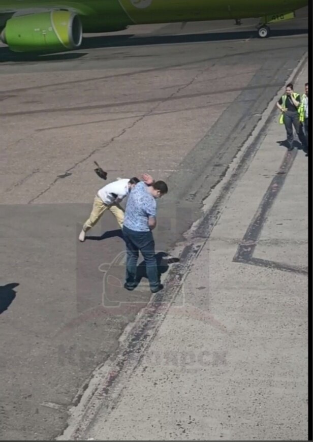ФОТО: СКРИНШОТ ВИДЕО ЧП КРАСНОЯРСК // ВКОНТАКТЕ