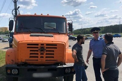    Незаконный сброс строительного мусора в Истре © Пресс-служба Главного управления содержания территорий Московской области