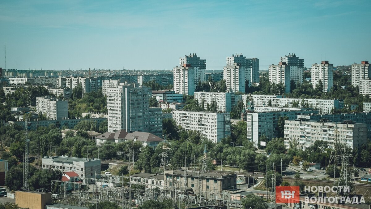     Мусорные завалы занялись чиновники мэрии, депутаты утвердили создание платных парковок, а убийце беременной женщины в Волгограде может грозить пожизненный срок.