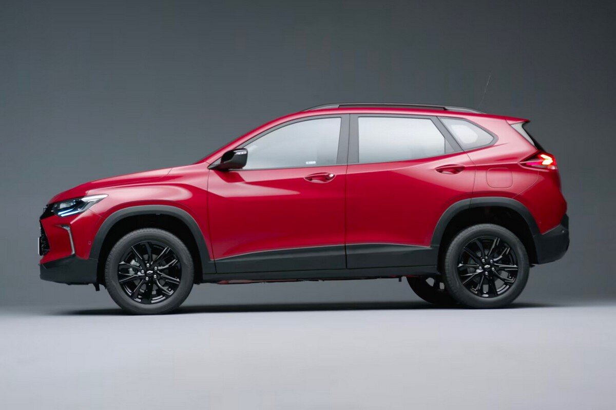 Новый шевроле паркетник. Кроссовер chevrolet tracker rs 2022. Tracker rs. Tracker rs. Chevrolet tracker rs 2022.