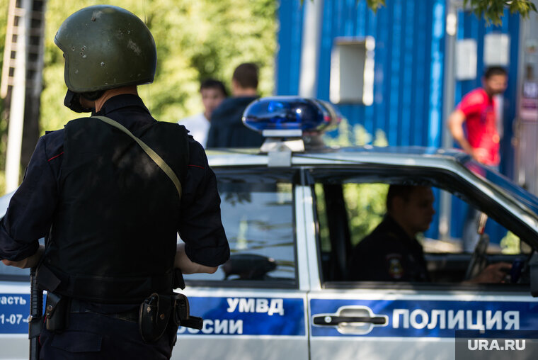    Полицейские возбудили 40 уголовных дел за преступления в сфере миграции