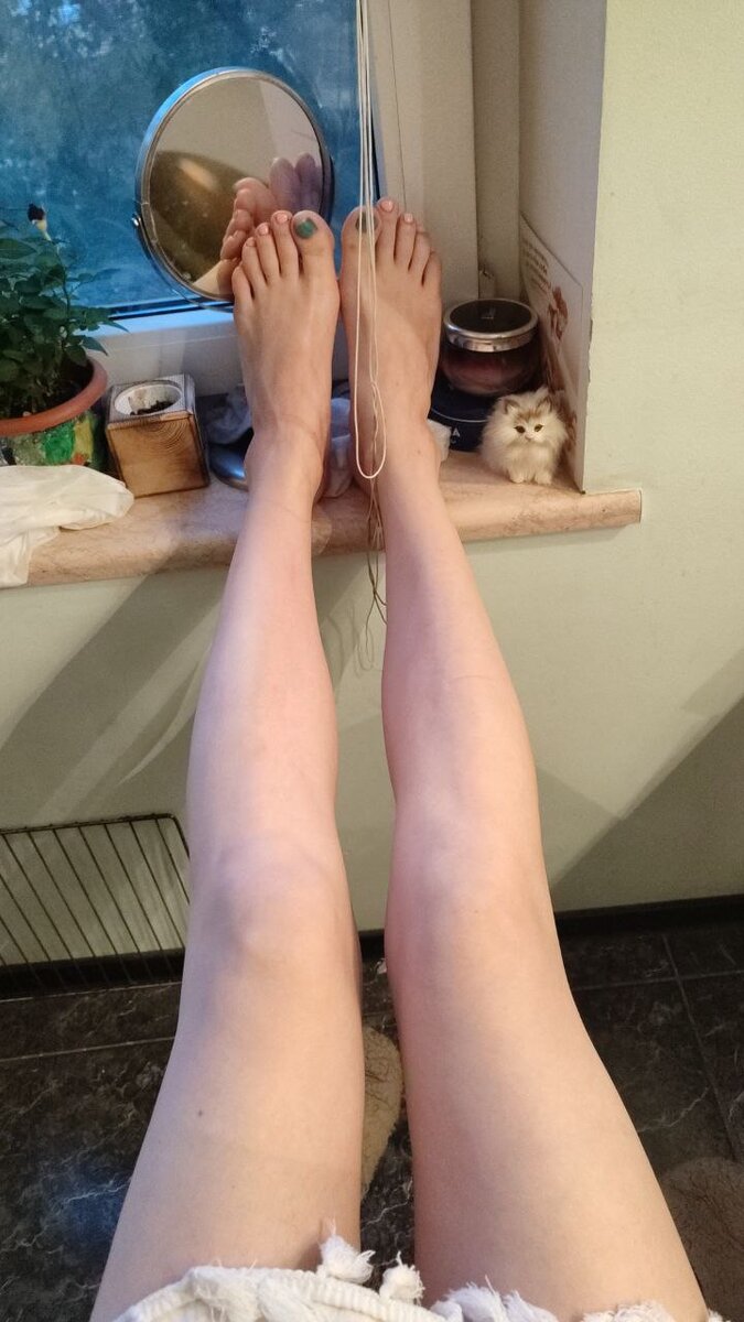 Эти ноги могли бы вчера гулять по Рязани