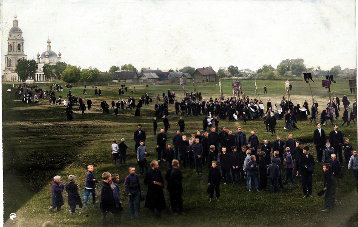 Крестный ход на Большой Площади села Белоомут