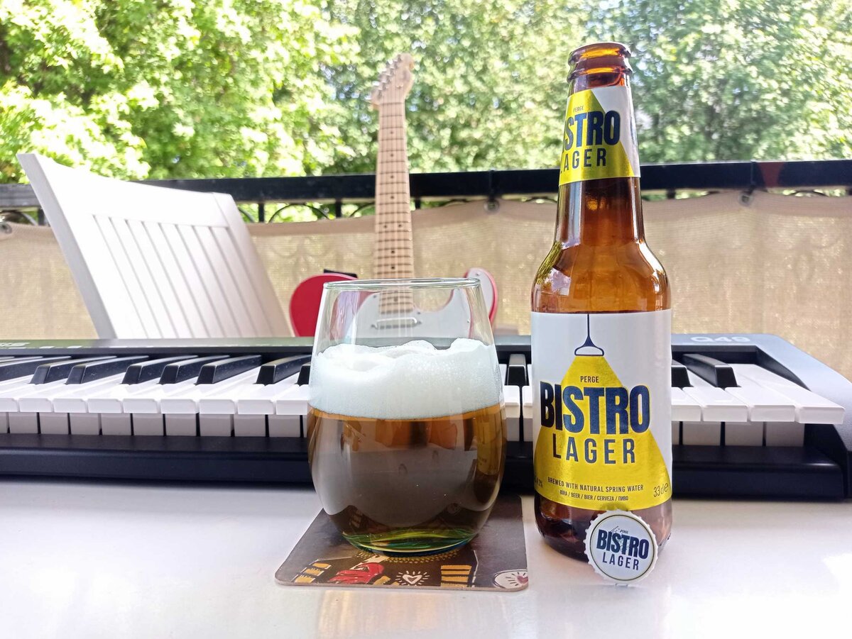 В Анталье не умеют варить пиво. «Perge Bistro Lager» от «Süral Group»:  Дегустация | 🍺Вкусное пиво🍻 | Дзен