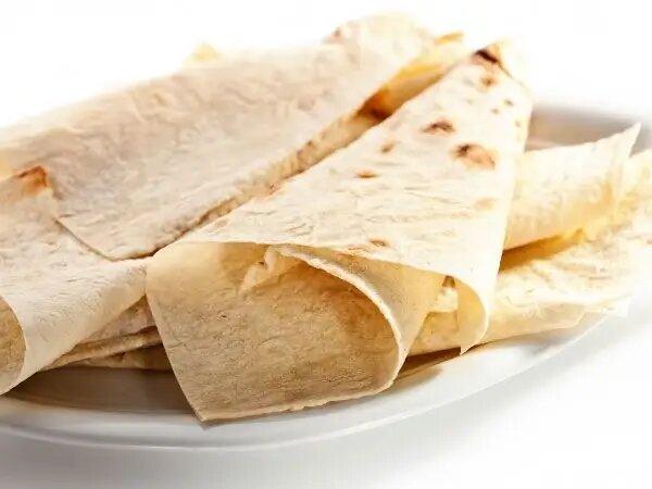 Лаваш с крабовыми палочками и корейской морковью