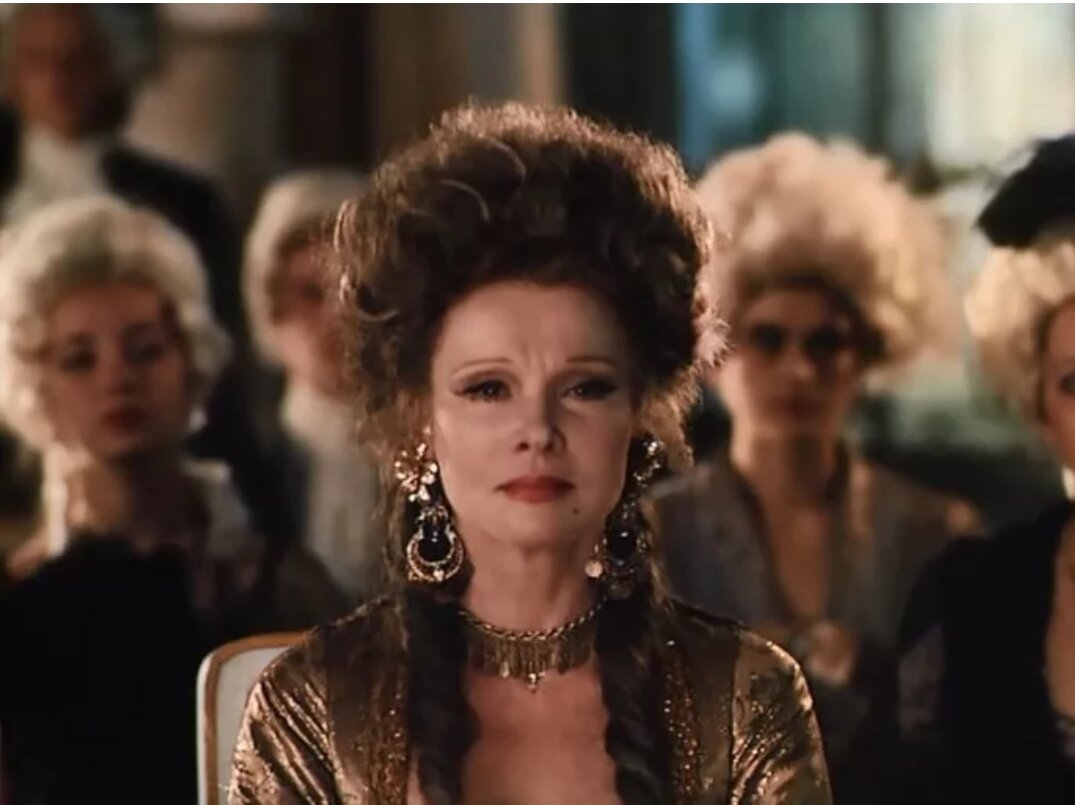 Изображение со страницы https://www.kino-teatr.ru/kino/acter/w/sov/1164/foto/m947/648692/