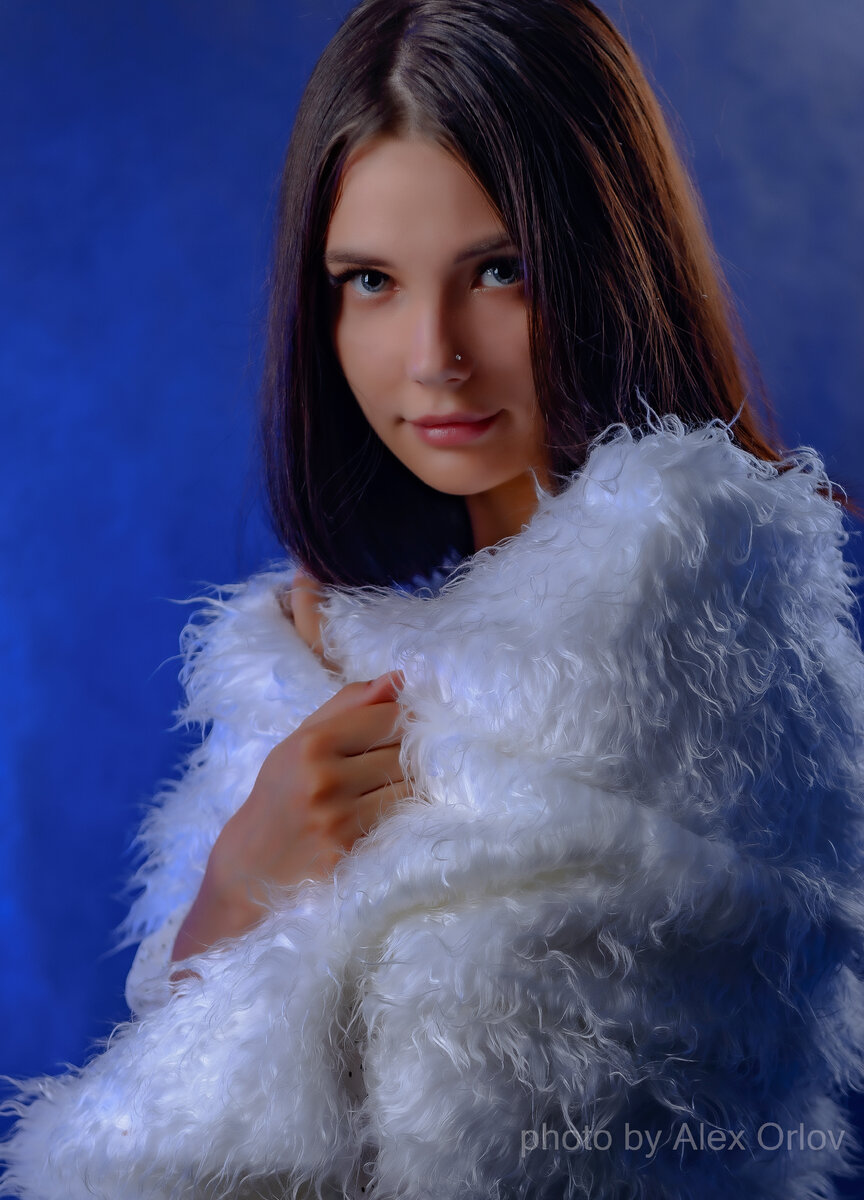 Легкая замыленность на лице придает романтичность картинке. Мне так кажется