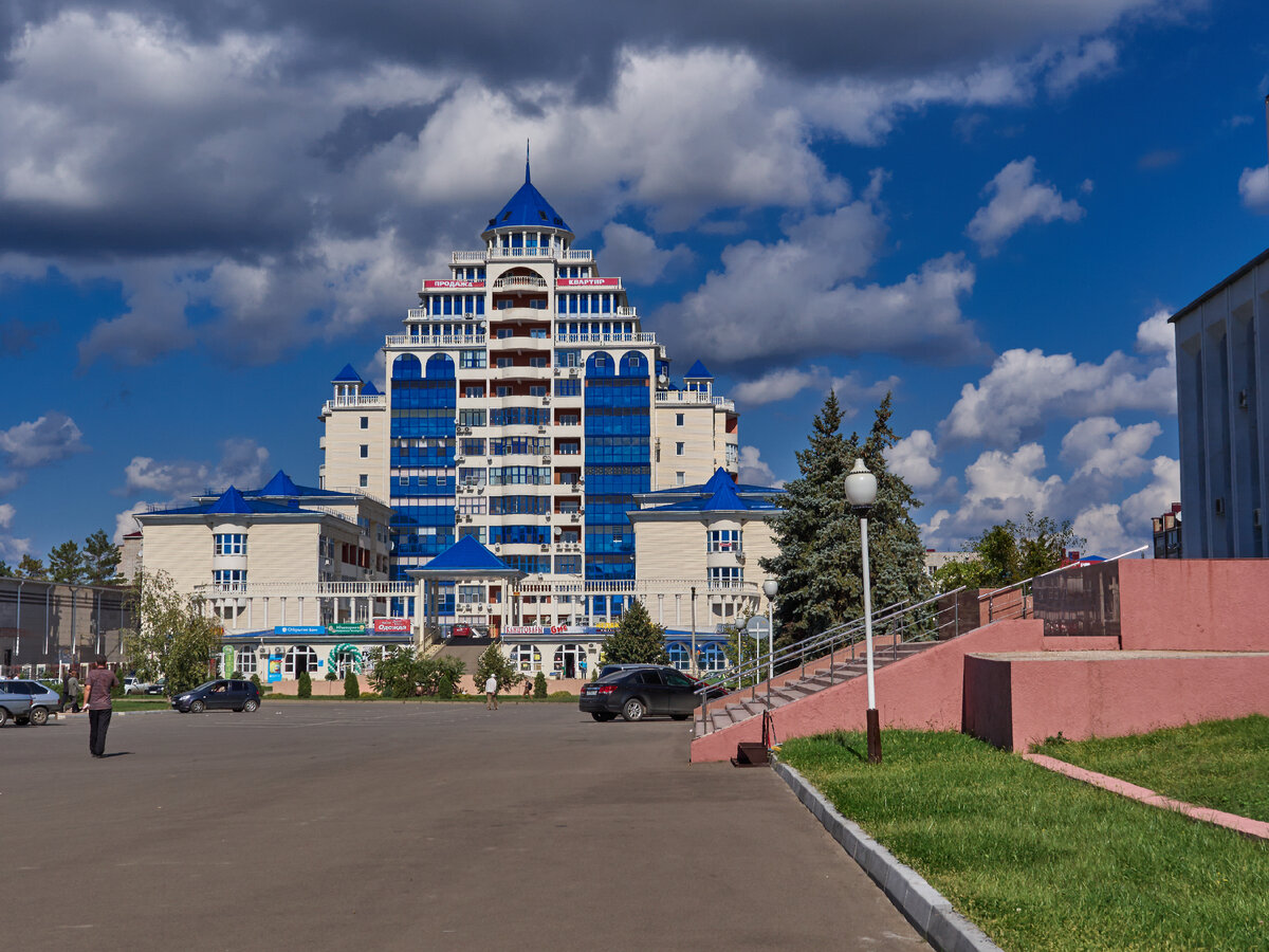 Здание Инга в Горячем Ключе