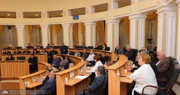 В национальном собрании Арцаха