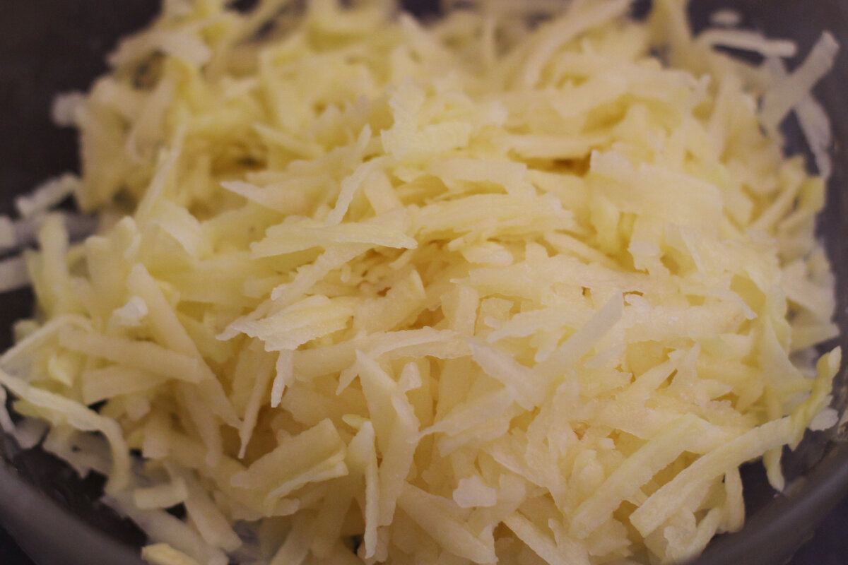 Картофель тёртый. Фото автора: Ольга Ч.