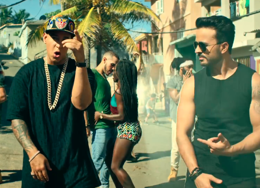    Кадр из клипа Despacito