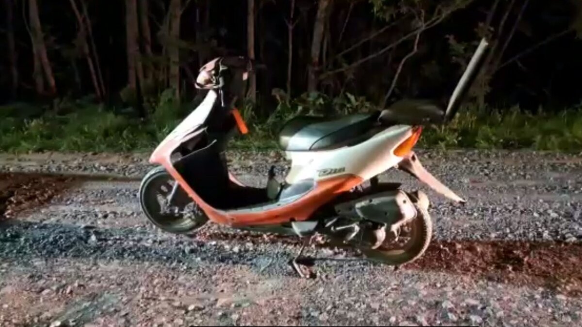     В Нижнетавдинском районе 28 мая произошла смертельная авария. По данным ГИБДД, на 9-м километре трассы Черепаново – Андрюшино опрокинулся мопед.