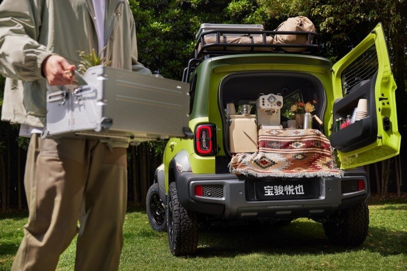 На фото: электрический кроссовер Baojun Yep