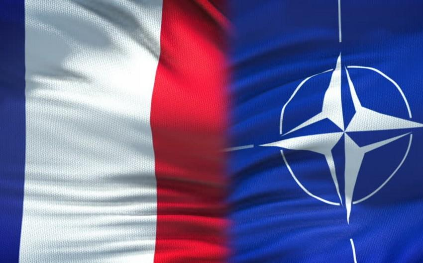 Nato тема. НАТО 1966. Франция в НАТО С 2009. Франция ЕС И НАТО. Франция НАТО 1966.