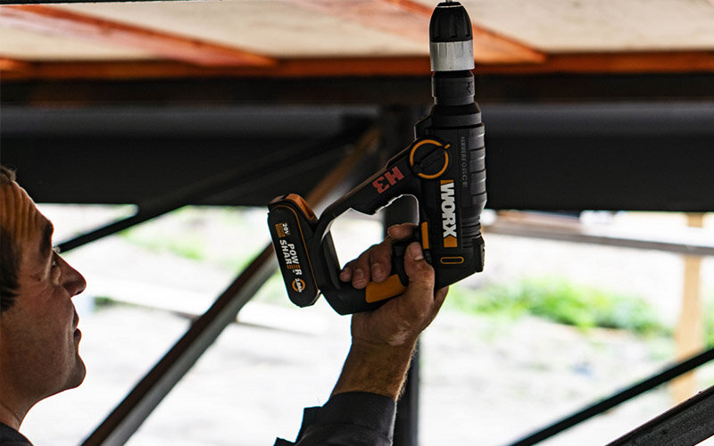 Чтобы не разочароваться в покупке, нужно обратить внимание на тип питания, технические характеристики, функции и дополнительные опции для комфортной работы