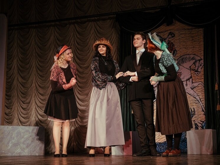     Фото - Народный драматический театр "Зеркало"