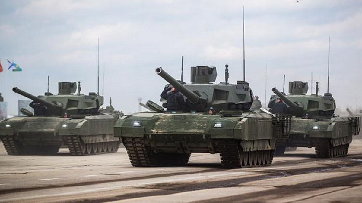 Танки Т-14 "Армата". Фото: Сергей Бобылев / пресс-служба Минобороны РФ / ТАСС)