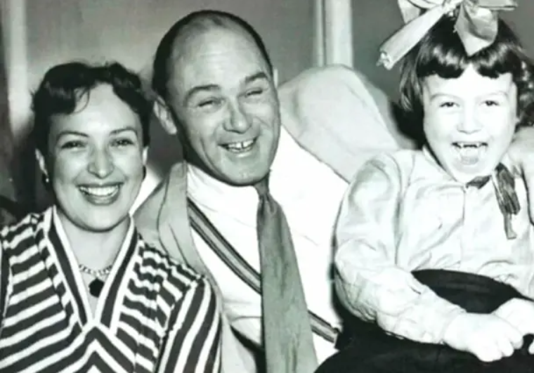 К. Лучко и Сергей Лукьянов с дочерью Оксаной