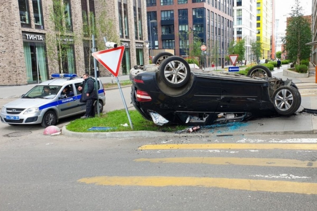 Прочность железа Mercedes-Benz ML 350 оказалась на высоте, но что с его софтом?