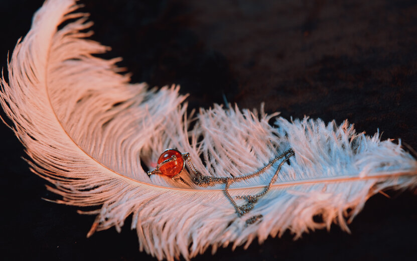    Гороскоп на день: 9 июня Близнецам стоит задуматься о карьере, а Скорпионам – использовать свои таланты