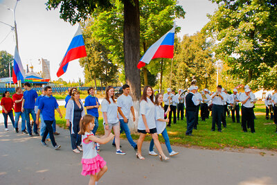    День флага России в парке им. Талалихина в Подольске ©Алексей Богданов, Подольское ИА, Фото